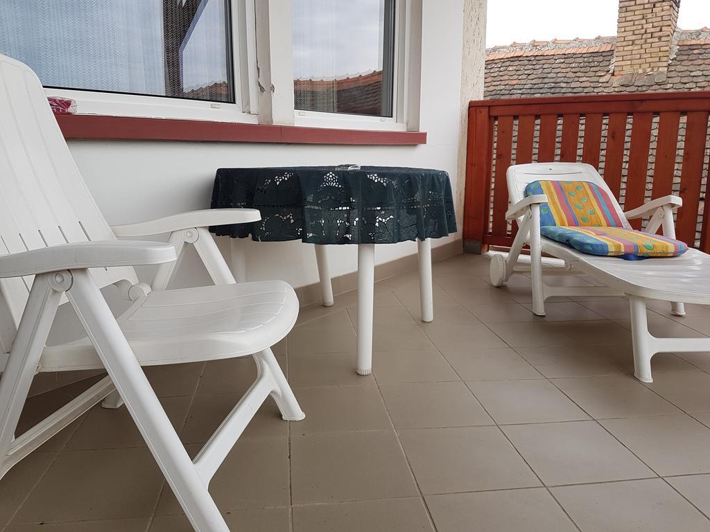 Hotel Jancsi Es Juliska Vendeghaz Abaújszántó Exterior foto